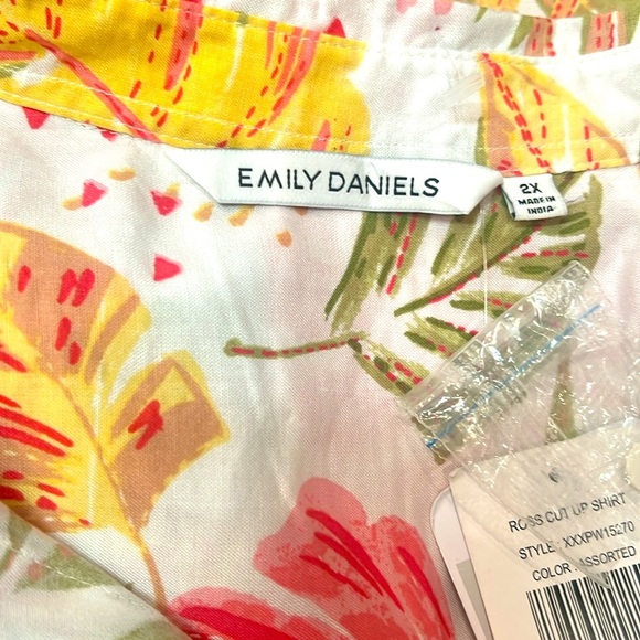 Emily Daniels Women's🌸 Floral Button Down Shirt - Yellow and Pink - Picture 4 of 7